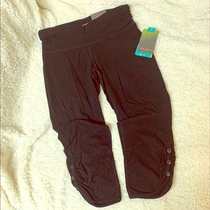 NEW XSmall Tek Gear Black Cotton Capri Yoga Pants